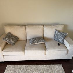 Couch set