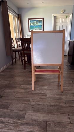 Easel, softwood