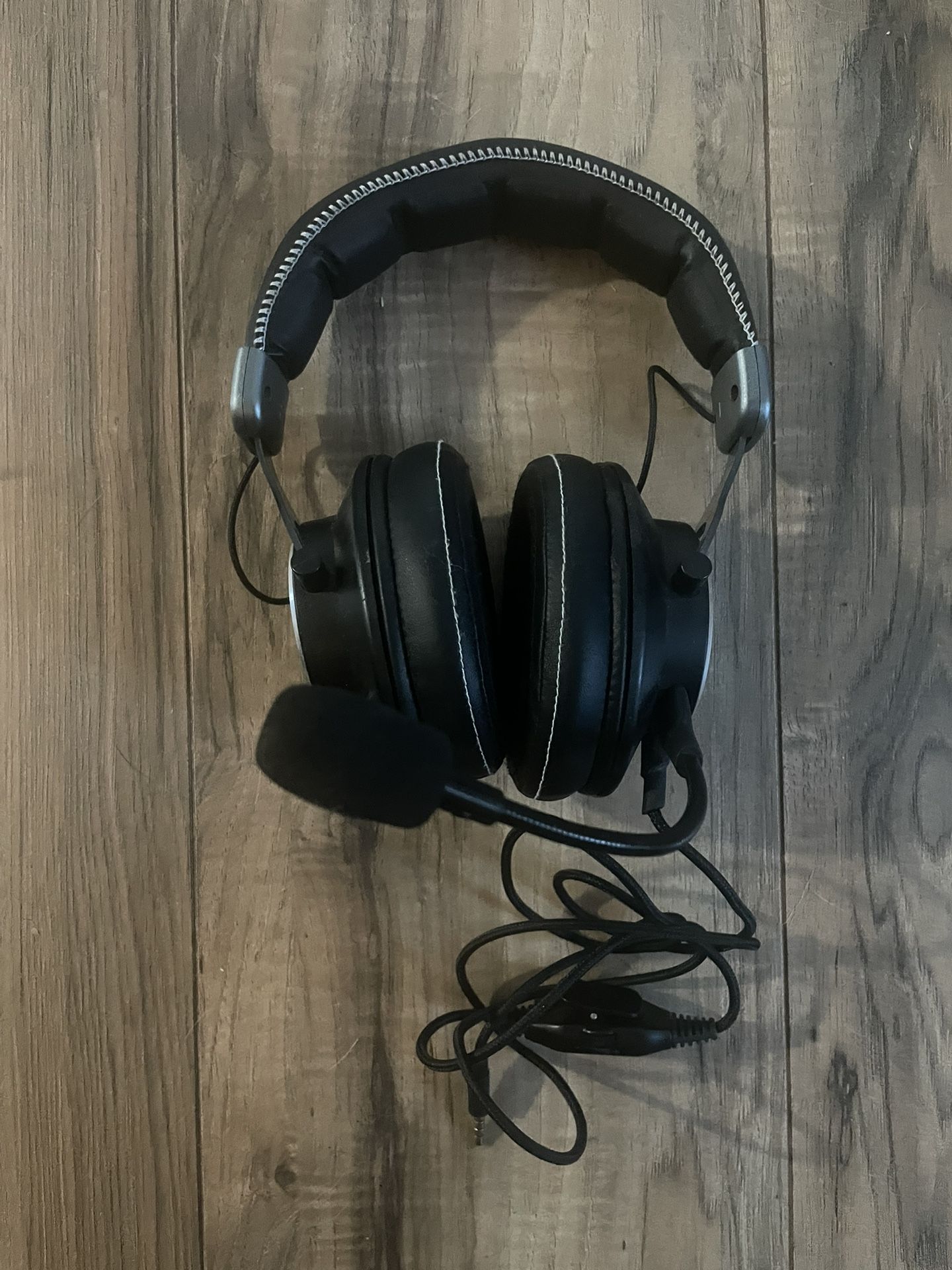 Video Gaming Headset Headphones Mic 