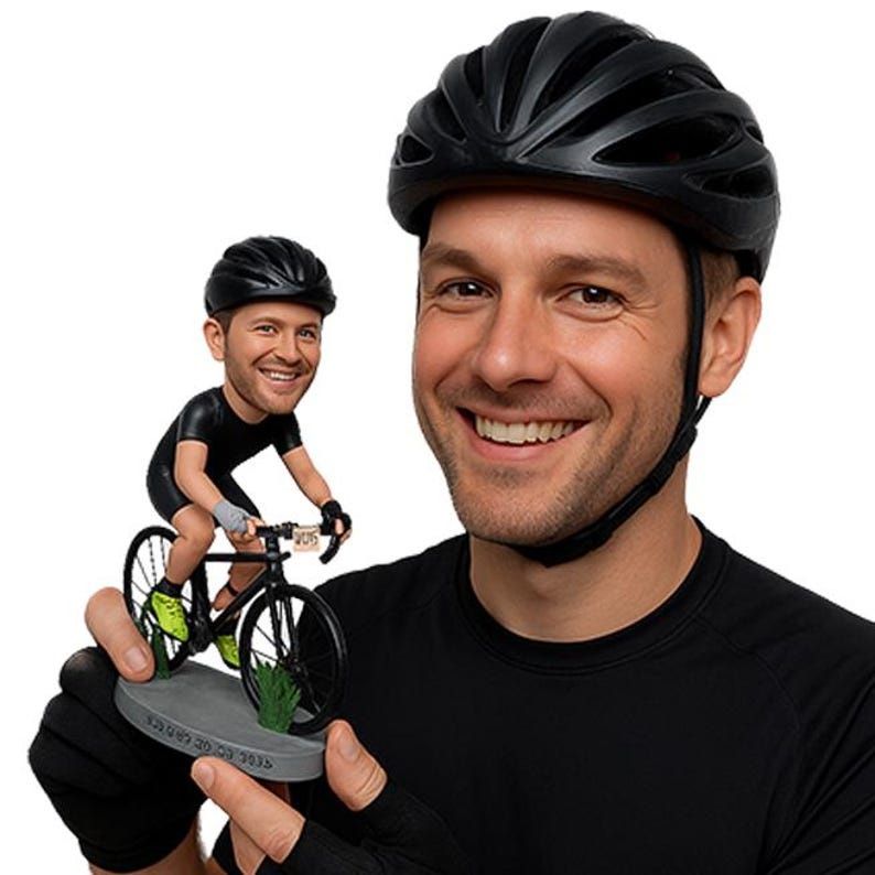 Personalized Bobblehead Figurine – Custom Polymer Clay Keepsake of Your Adventures
