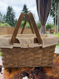 Vtg Longaberger Lined Basket Signed 