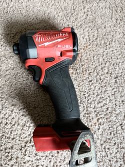 Milwaukee M18 FUEL 1/4inch Hex Impact Driver (Bare Tool)