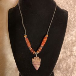 Rope Necklace W/red Coral Stones And Arrowhead Pendant