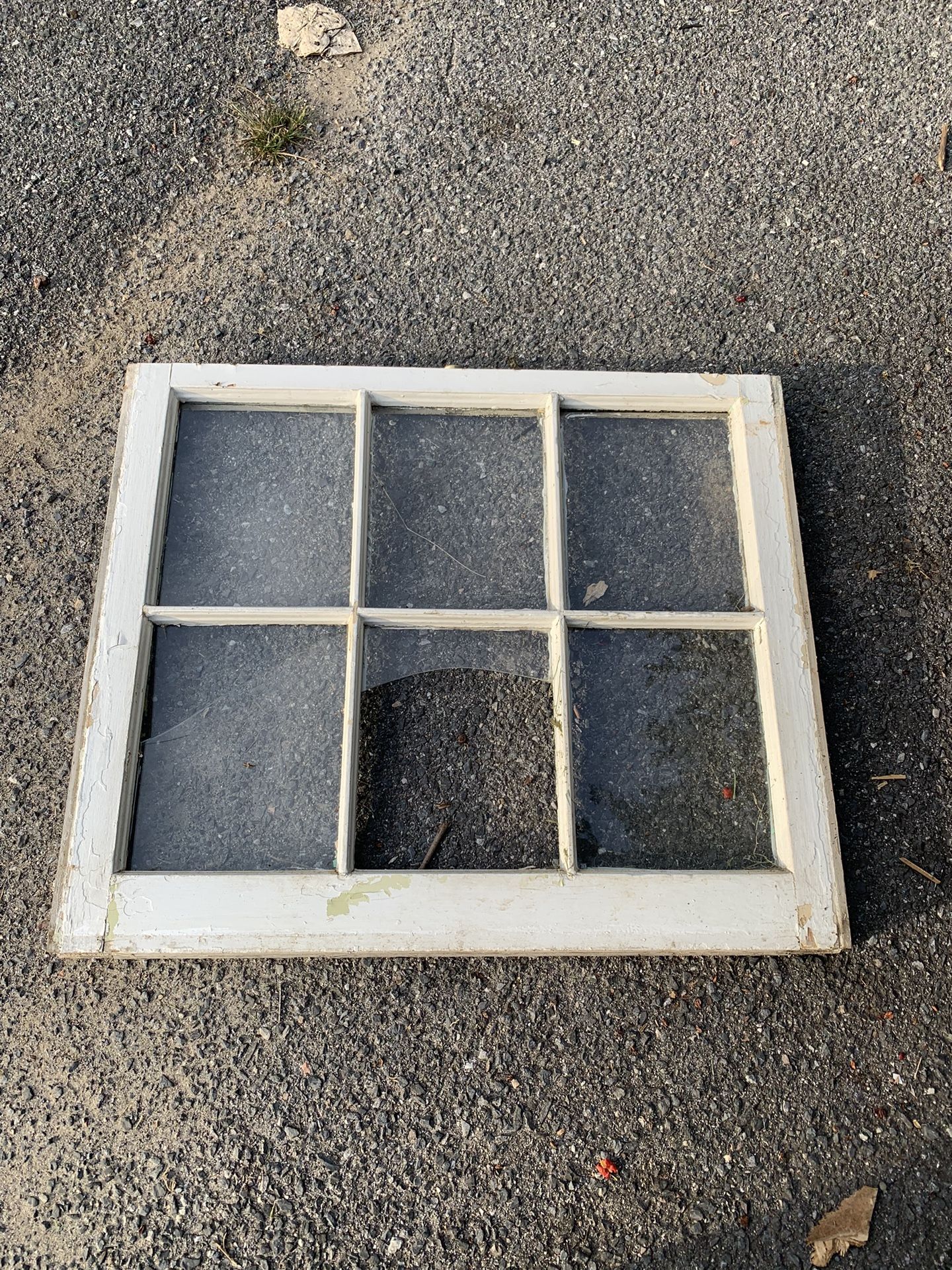 Vintage Window Frame 28”x24”