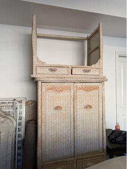 Free Wicker bedroom set