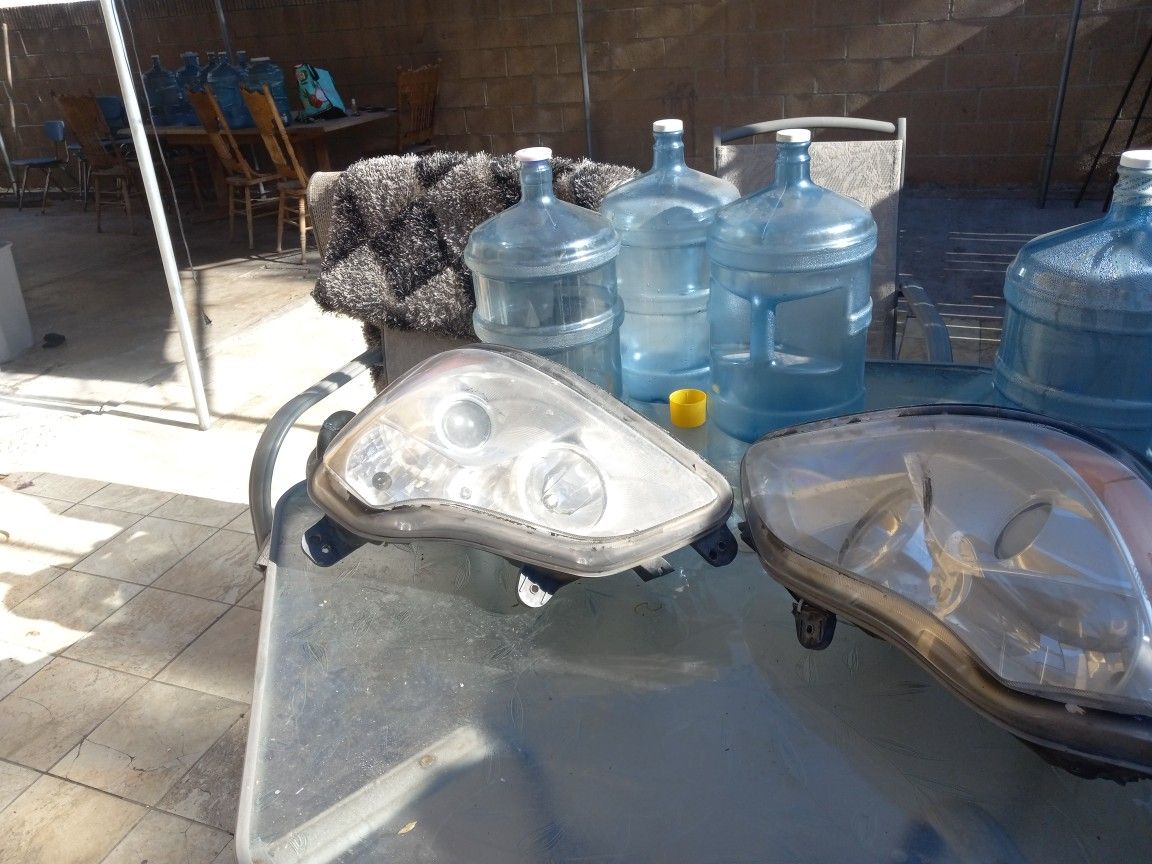 Front Liner Truck Head Lights