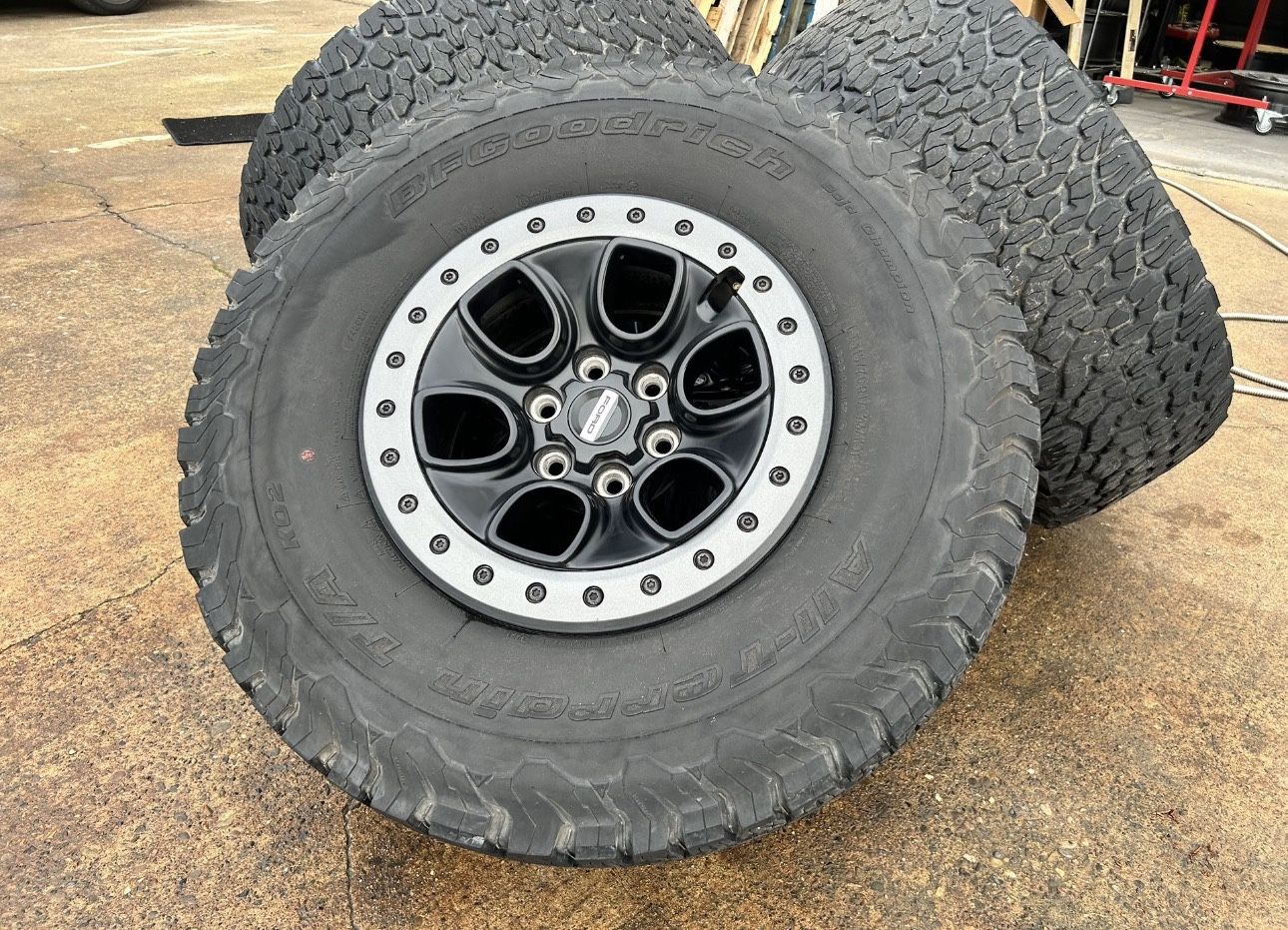 (4) 17" Ford F-150 Raptor OEM BEADLOCK 10(contact info removed)0 rims wheels BFGoodrich 40%
