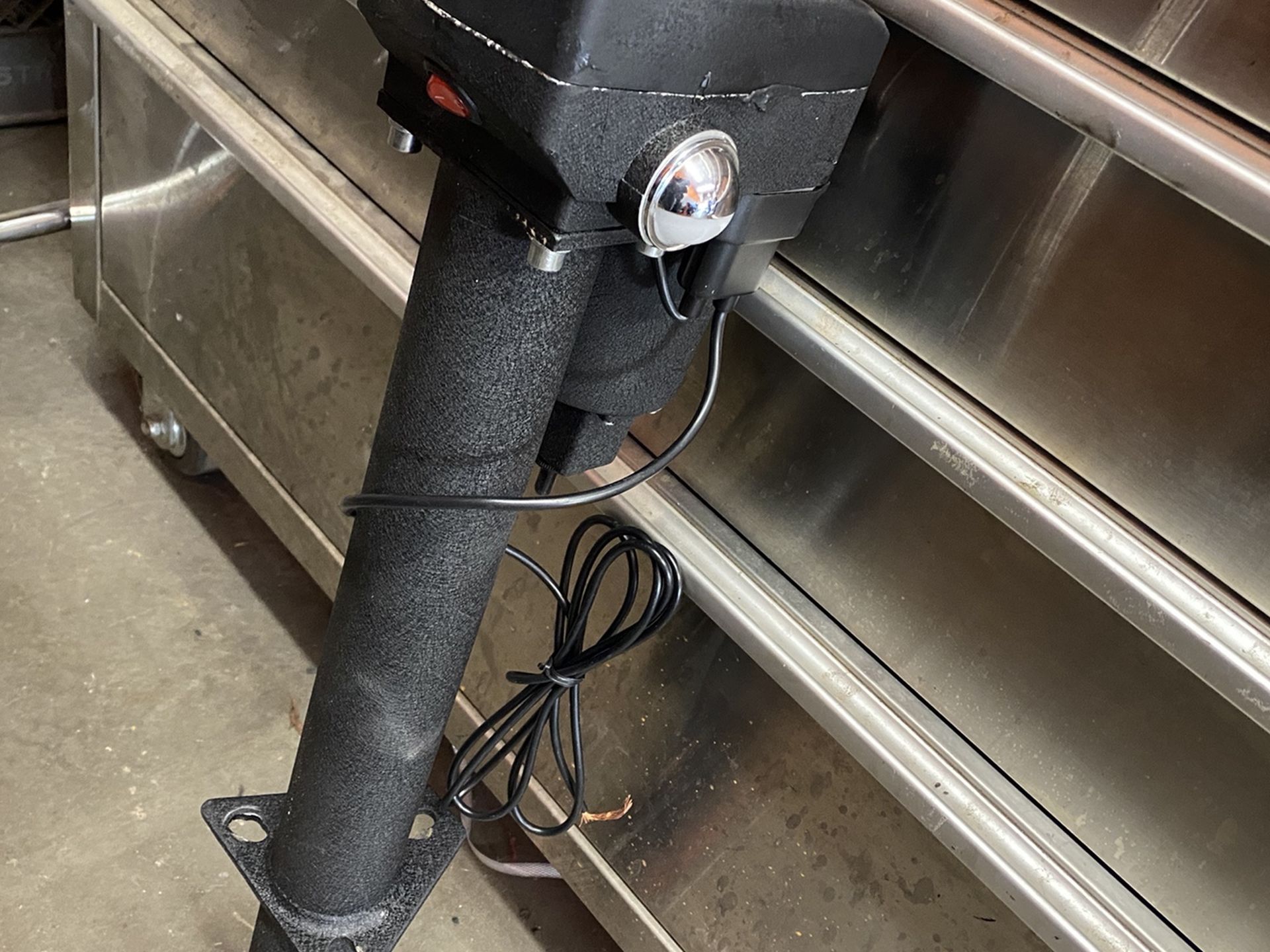 Electric Trailer Jack