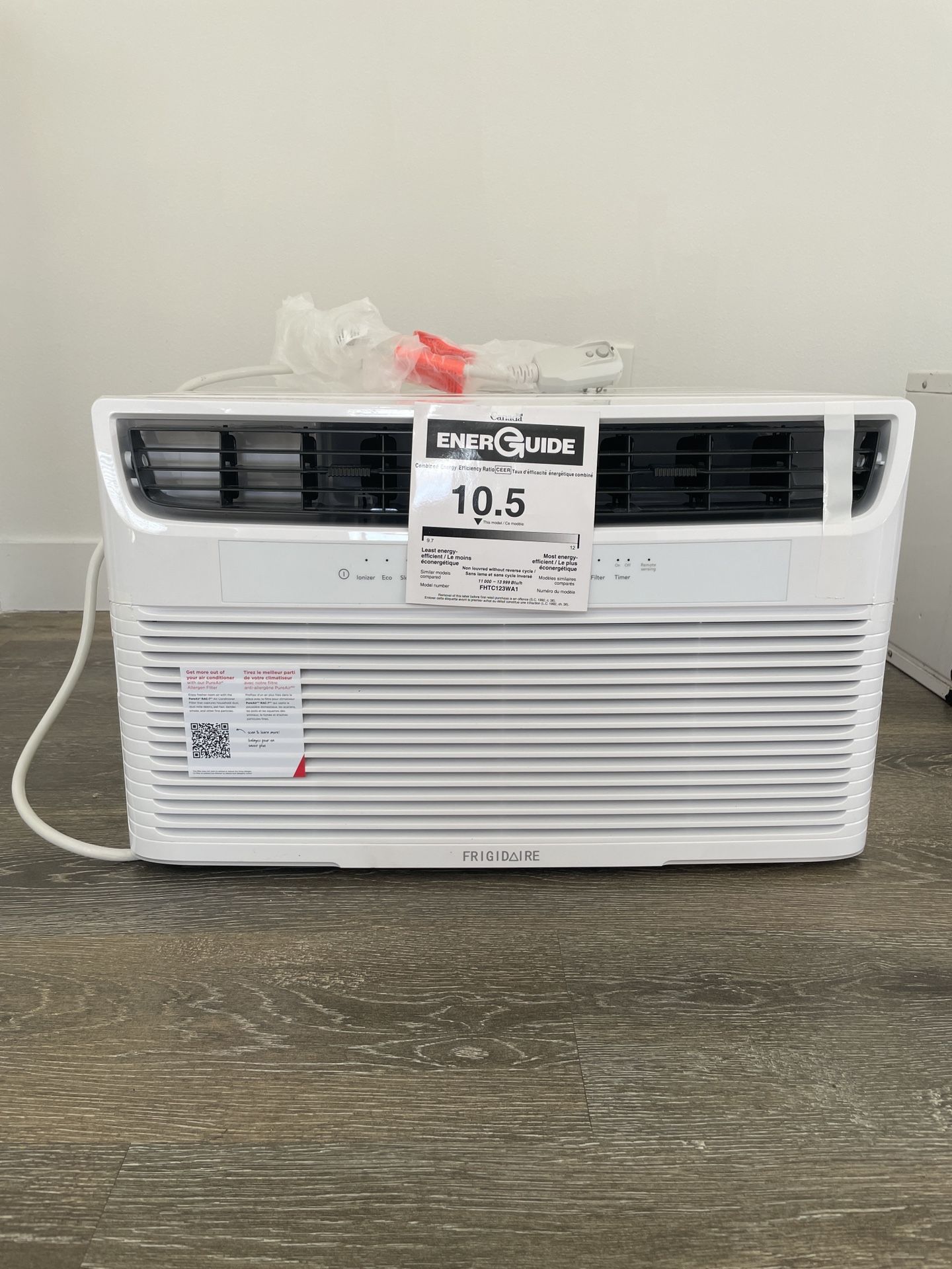 Wall AC Frigidaire 115volt