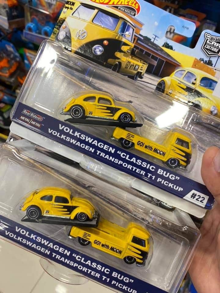 Hot Wheels team transport 1 car and truck set