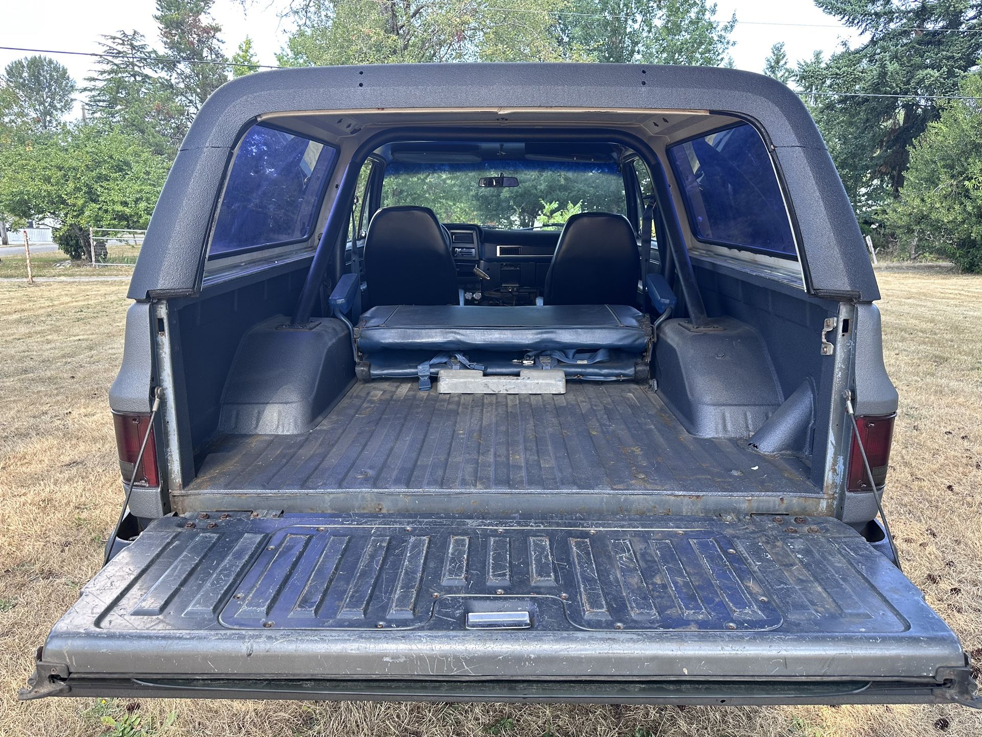 1985 chevy sale blazer interior
