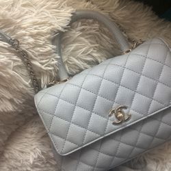 Chanel Purse 100% Authentic Need Gone ASAP