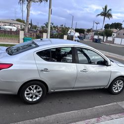 2018 Nissan Versa SV