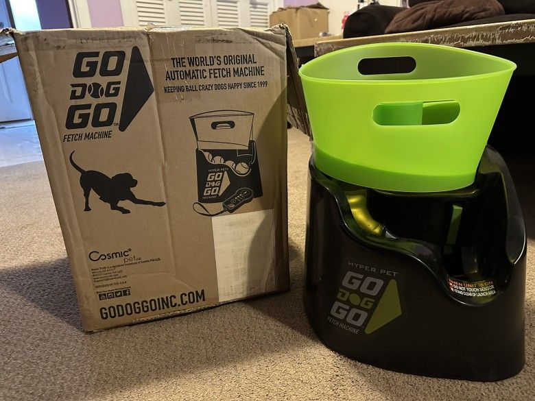 Go Dog Go Automatic Fetch Machine