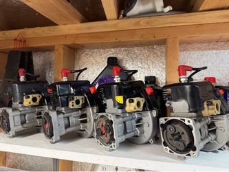 1/5  scale RC 2 stroke engines
