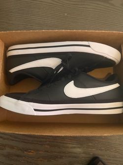 Nike Court Legacy Low-Top Sneakers