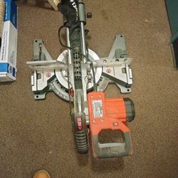 Used  craftsman10"sliding compound miter saw model # CMXEMAX(contact info removed)1