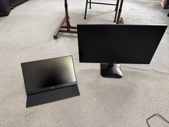 2 monitors