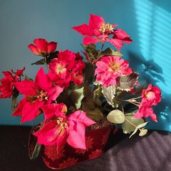 Christmas Floral Arrangement