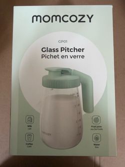 Momcozy Breast Milk Pitcher 32oz and 120pcs 6oz Breastmilk Storing Bags