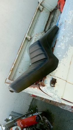 Sporster Seat