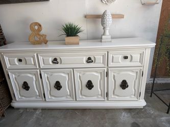 vintage French Provincial style buffet or credenza refinished rustic $129