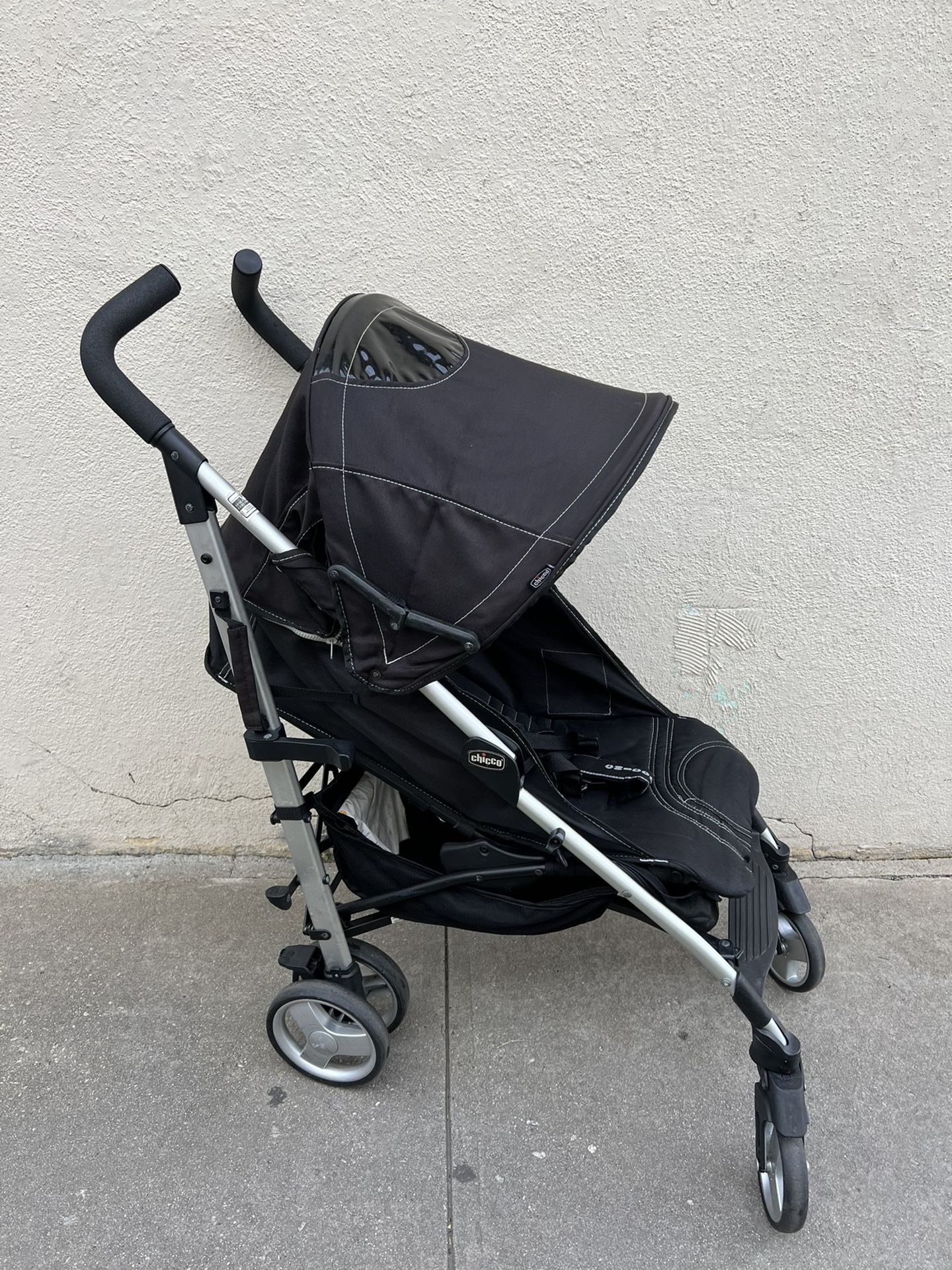 CHICCO LITEWAY STROLLER