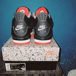 Jordan Retro 4 Reimaged 
