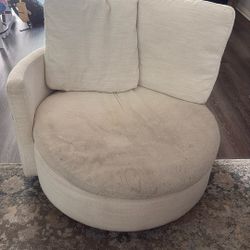 Swivel Round Couch 