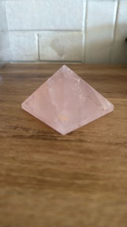 Rose Quartz pyramid