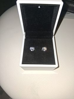 8mm moissanite earrings 2ct each Screw back (PASS DIAMOND TESTER)