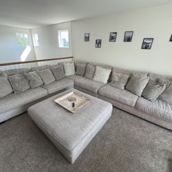 5 Piece Rawcliffe Parchment Sectional