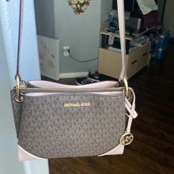 Michael Kors purse