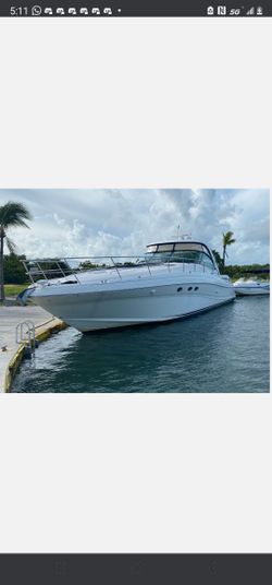 Yacht Charter 