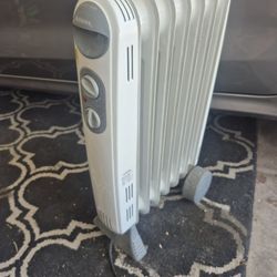 HOLMES OIL HEATER