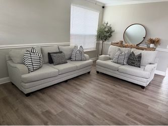 Light Gray Sofa & Loveseat Set