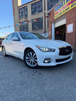 2015 Infiniti Q50