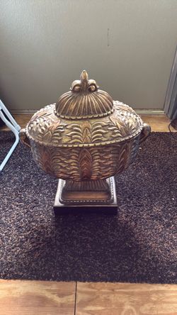Urn