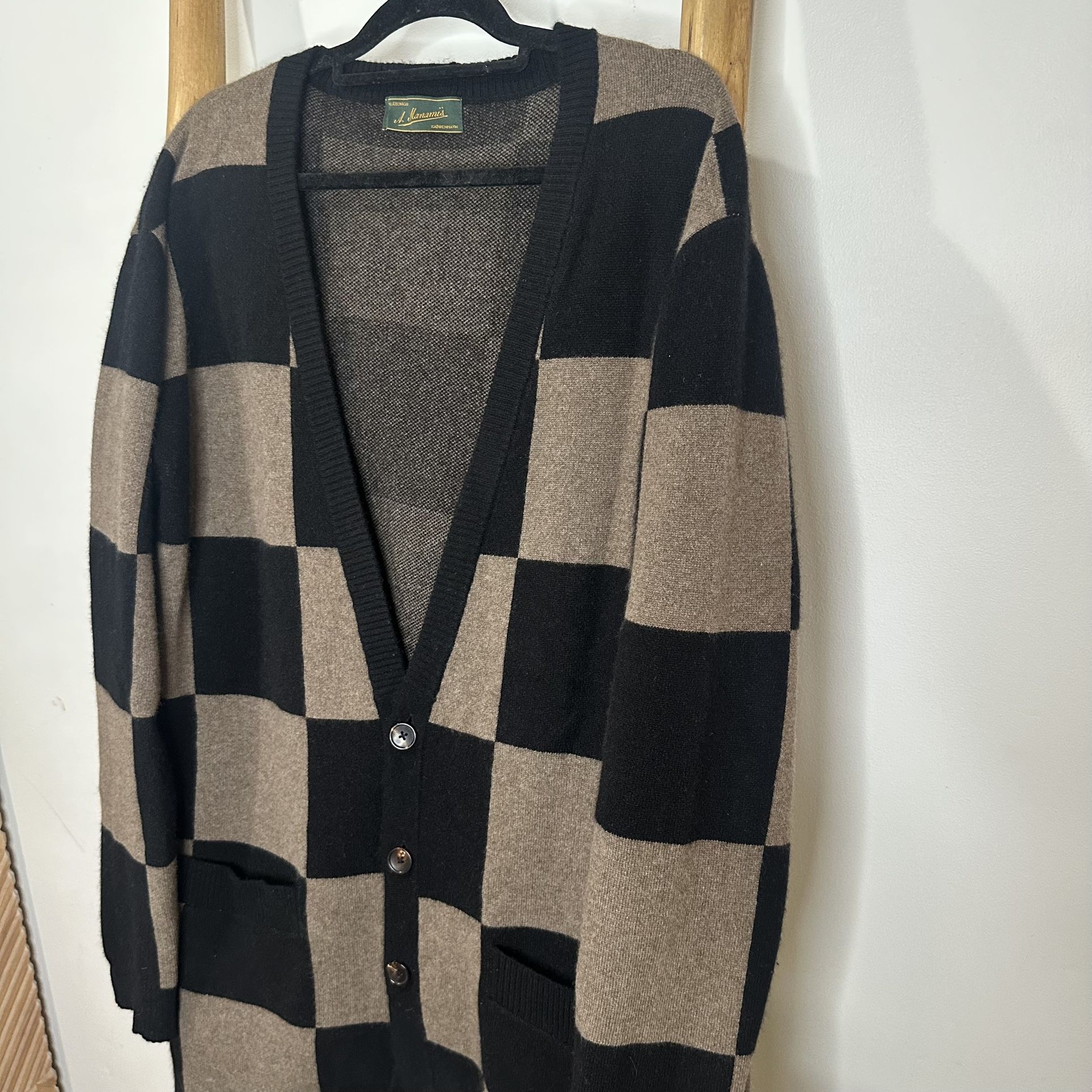 Aleksandr Manamis Cashmere Cardigan