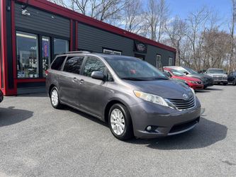 2012 Toyota Sienna