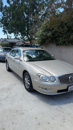 2009 Buick Lacrosse CX Sedan