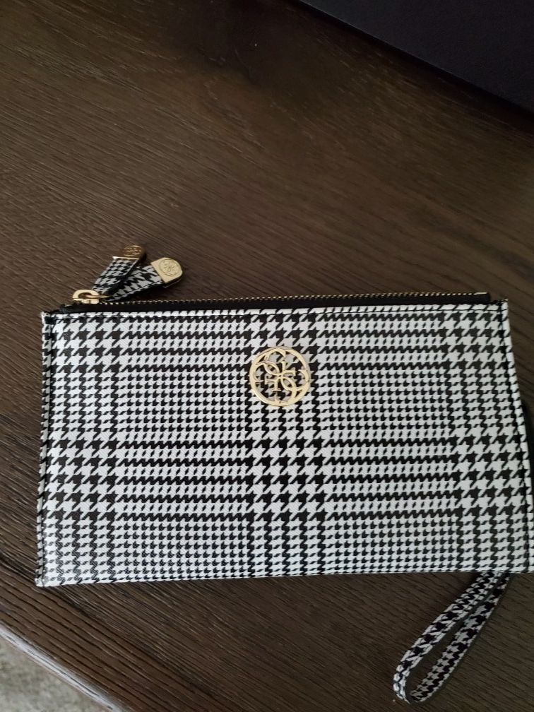 Black & White wristlet, new