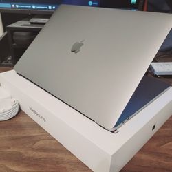 16in Apple MacBook Pro, Core i9, 1TB, 32gb Ram, Radeon Pro, Newest MacOS