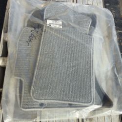 Subaru FORESTER  2010 MAT SET 