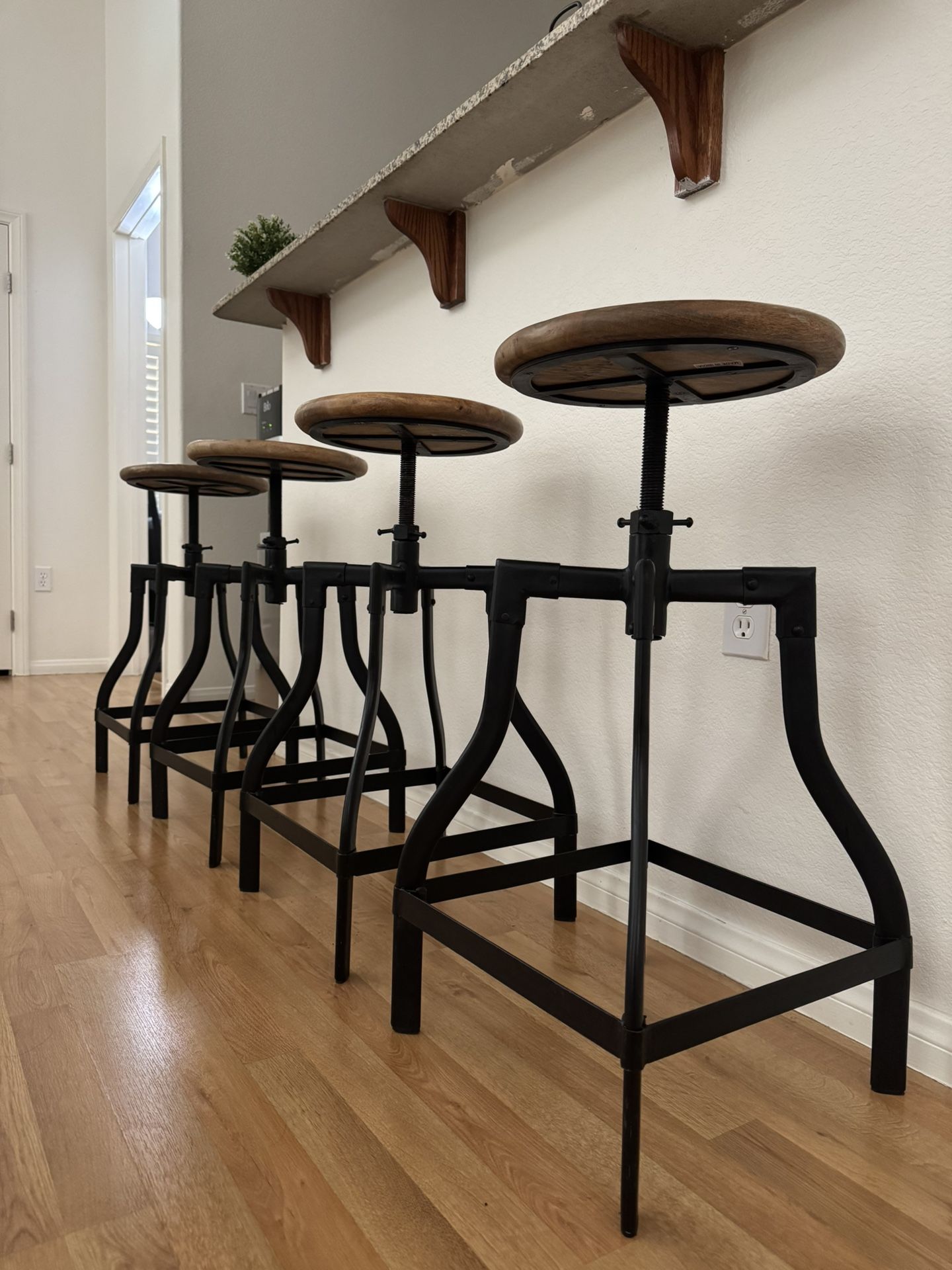 Bar Stools 