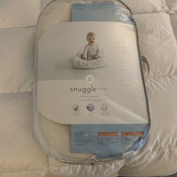 Snuggle Me Lounger With Cover 