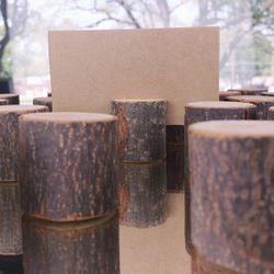 Rustic Round Wood Place Card Holder with Cards 30 Count $30