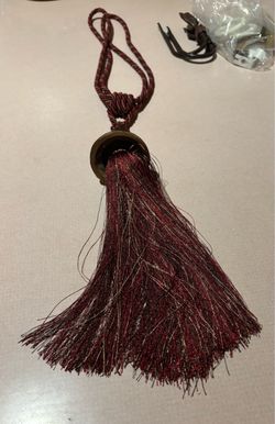 Beautiful Decorative Curtain Tie Back Tassel