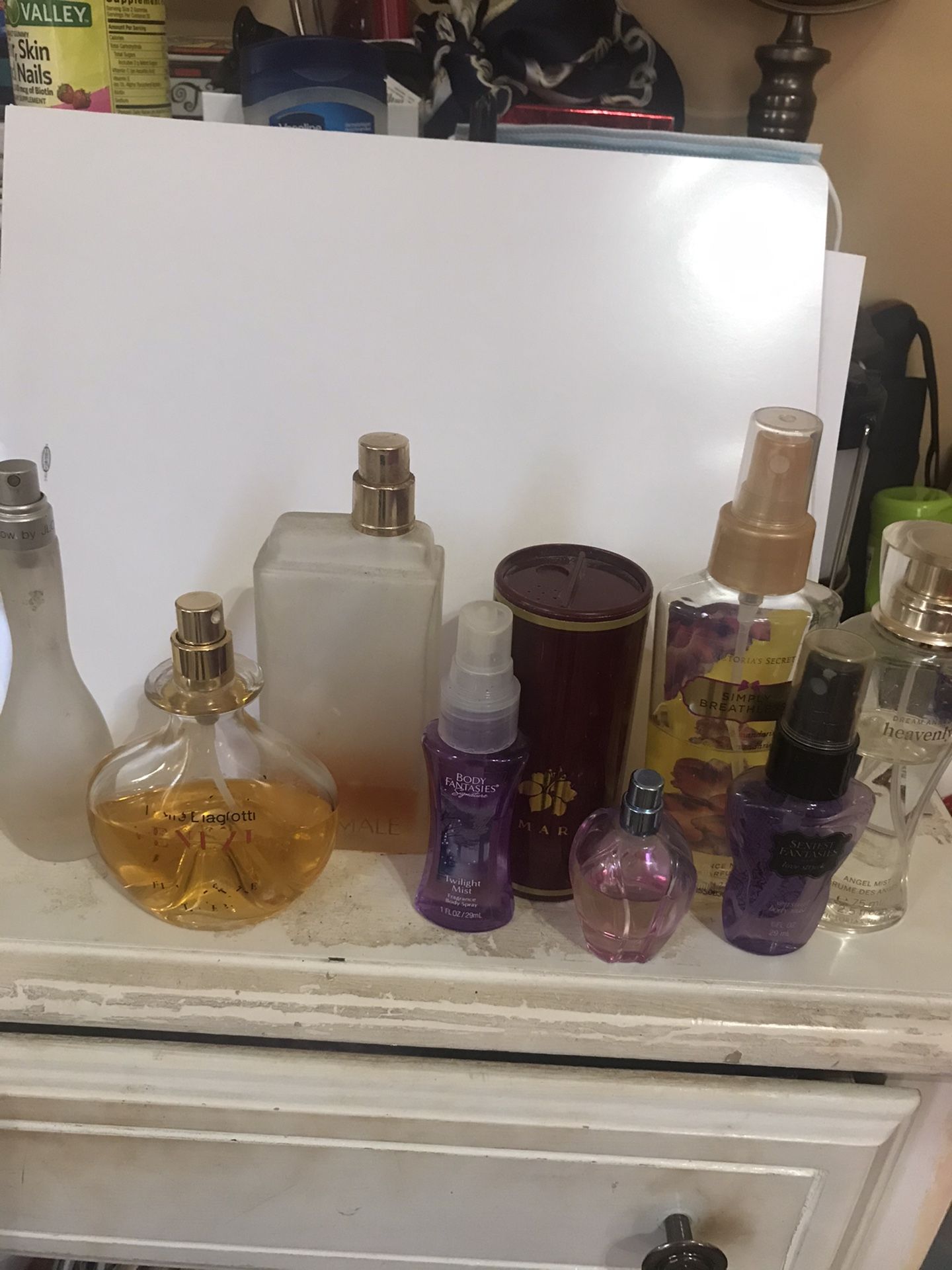 Woman Perfumes, Fragances