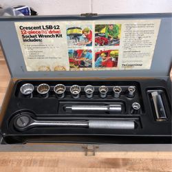 Crescent 12 PC. 1/2 Inch Dr. Socket Wrench Kit Like New.